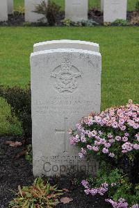 Berlin 1939-1945 War Cemetery - MacMillan, John Ferguson